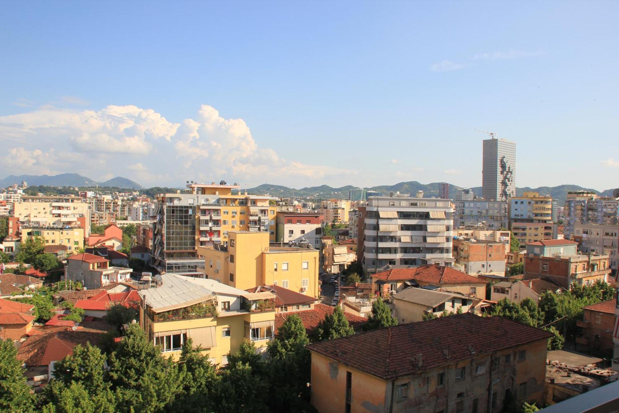 Tirana Cityscape Exterior photo